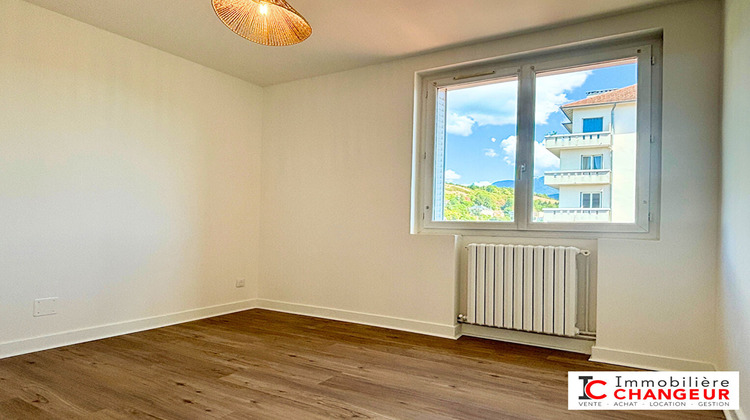 Ma-Cabane - Location Appartement VOIRON, 66 m²