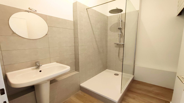 Ma-Cabane - Location Appartement VOIRON, 52 m²