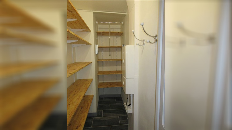 Ma-Cabane - Location Appartement VOIRON, 43 m²