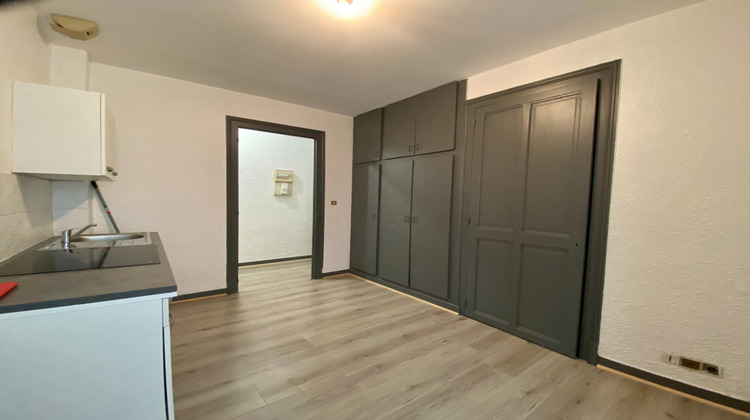 Ma-Cabane - Location Appartement VOIRON, 27 m²