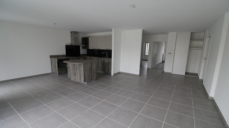 Ma-Cabane - Location Appartement VOIRON, 68 m²