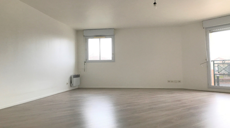 Ma-Cabane - Location Appartement VOISINS-LE-BRETONNEUX, 36 m²