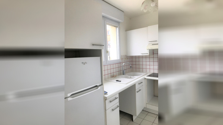 Ma-Cabane - Location Appartement VOISINS-LE-BRETONNEUX, 36 m²