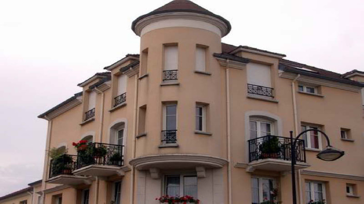 Ma-Cabane - Location Appartement VOISINS-LE-BRETONNEUX, 83 m²