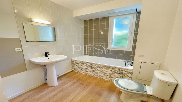 Ma-Cabane - Location Appartement VULBENS, 45 m²