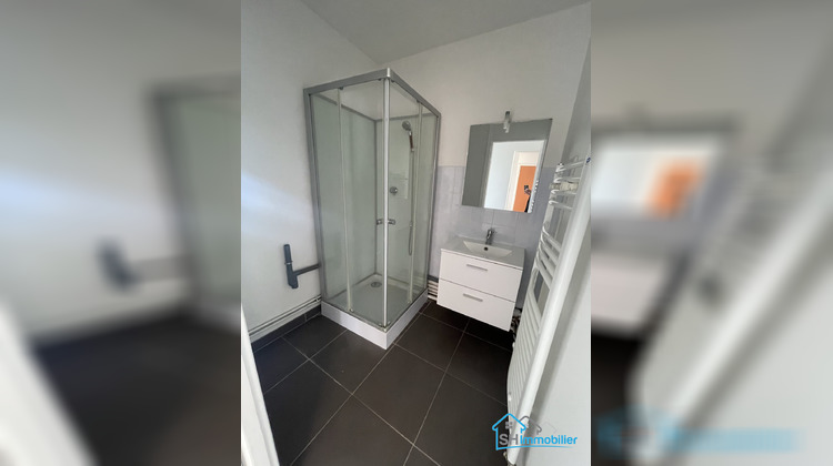 Ma-Cabane - Location Appartement Wattrelos, 67 m²