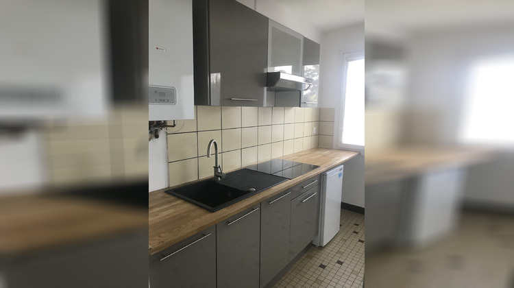 Ma-Cabane - Location Appartement Yzeure, 19 m²