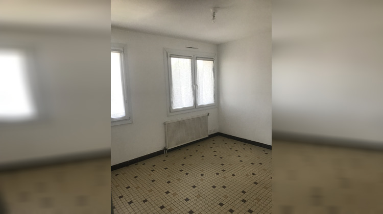 Ma-Cabane - Location Appartement Yzeure, 19 m²