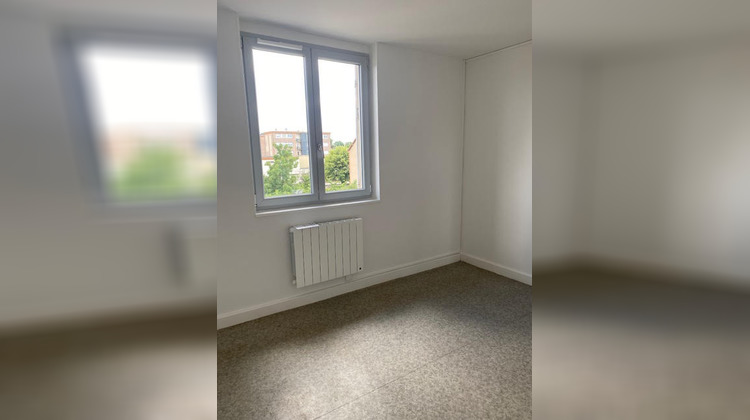 Ma-Cabane - Location Appartement YZEURE, 45 m²