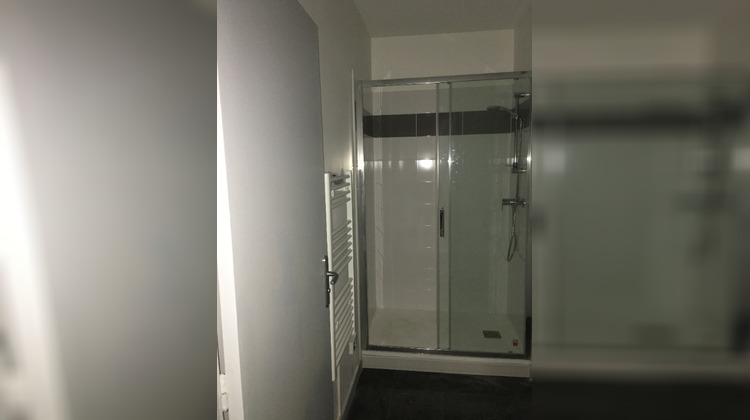 Ma-Cabane - Location Appartement YZEURE, 51 m²