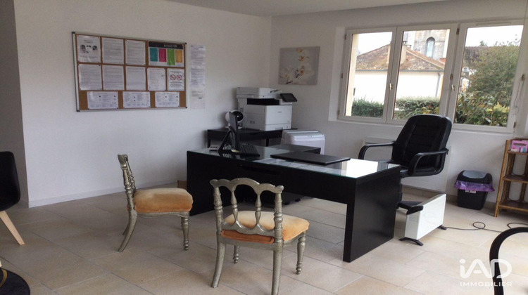 Ma-Cabane - Location Boutique Étiolles, 90 m²