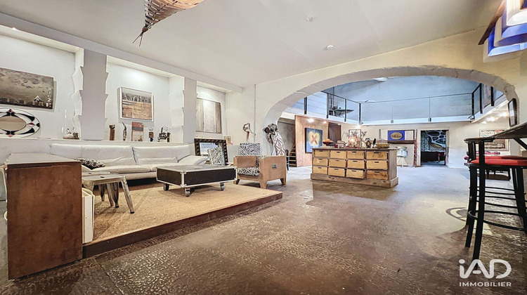 Ma-Cabane - Location Boutique Apt, 150 m²