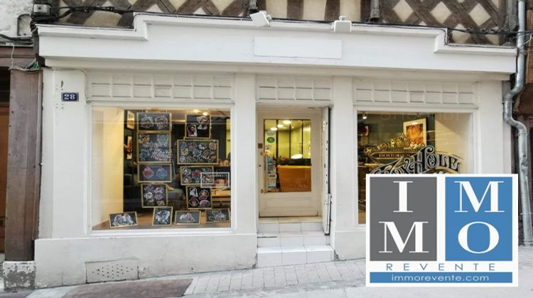 Ma-Cabane - Location Boutique Bourges, 54 m²