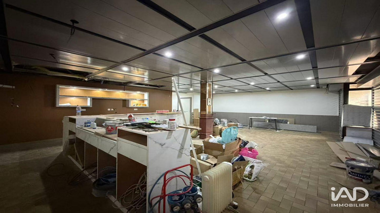 Ma-Cabane - Location Boutique Carrières-sous-Poissy, 300 m²