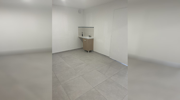 Ma-Cabane - Location Boutique CARRY-LE-ROUET, 30 m²