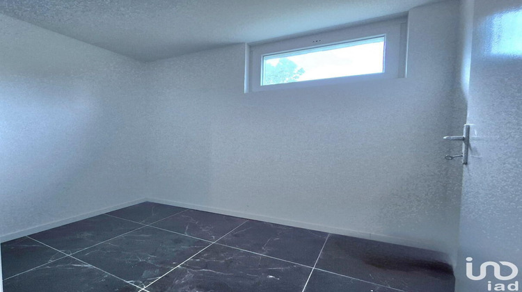 Ma-Cabane - Location Boutique Charleville-Mézières, 61 m²