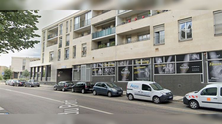 Ma-Cabane - Location Boutique CHATOU, 830 m²