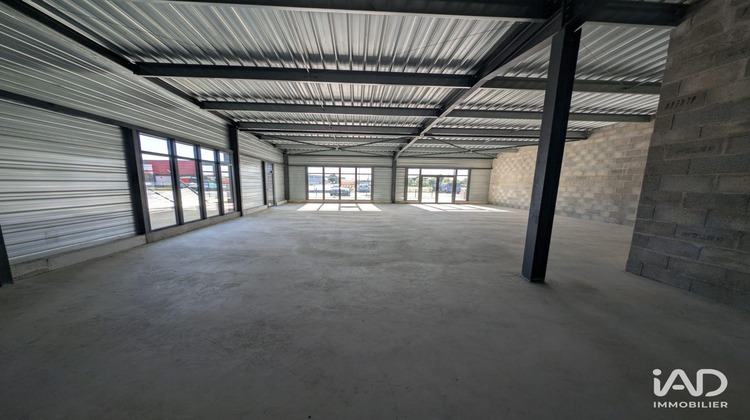 Ma-Cabane - Location Boutique Creysse, 250 m²