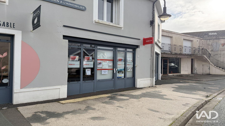 Ma-Cabane - Location Boutique Essarts en Bocage, 61 m²