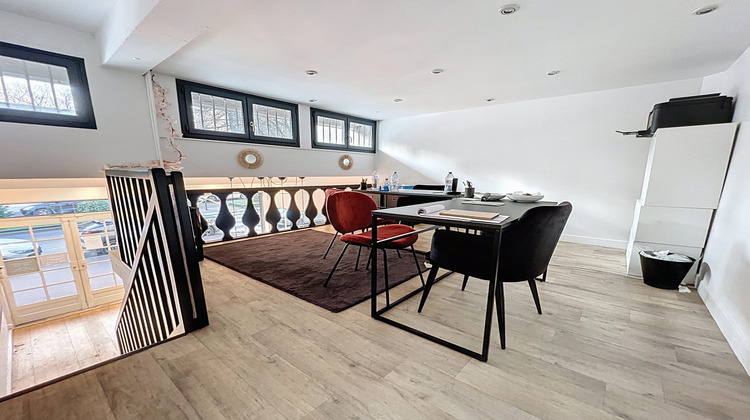 Ma-Cabane - Location Boutique Garches, 110 m²