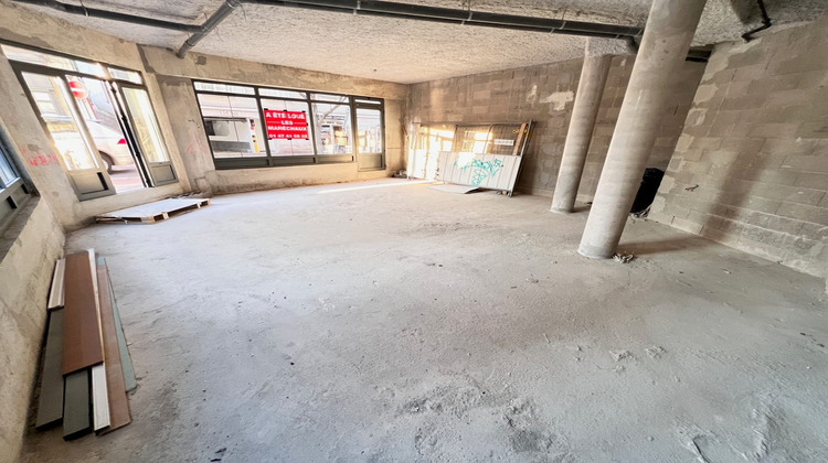 Ma-Cabane - Location Boutique Garches, 70 m²