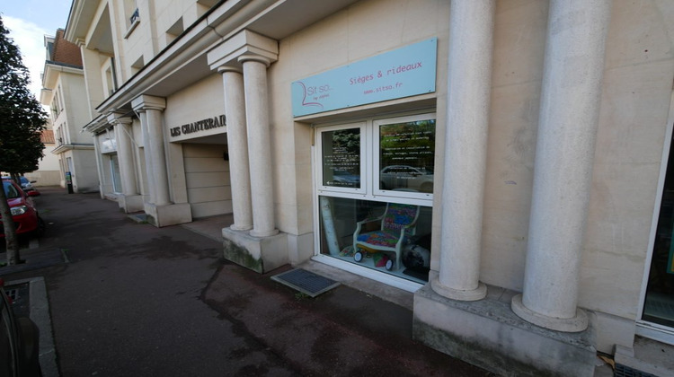 Ma-Cabane - Location Boutique Garches, 17 m²