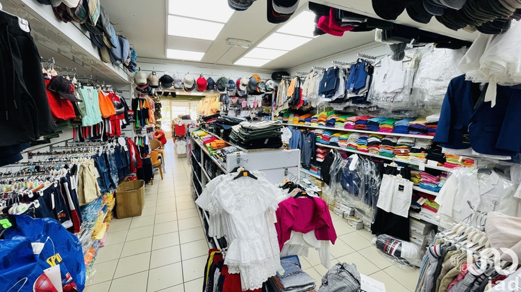 Ma-Cabane - Location Boutique La Trinité, 69 m²