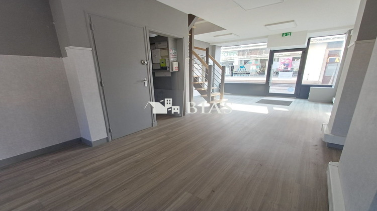Ma-Cabane - Location Boutique Louviers, 80 m²