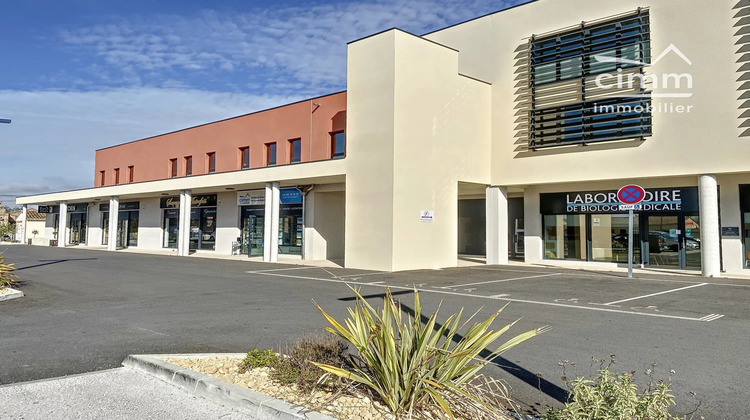 Ma-Cabane - Location Boutique Mazan, 42 m²