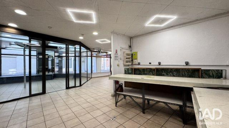 Ma-Cabane - Location Boutique Moirans, 144 m²