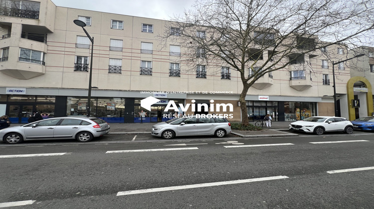 Ma-Cabane - Location Boutique Montigny-le-Bretonneux, 1182 m²