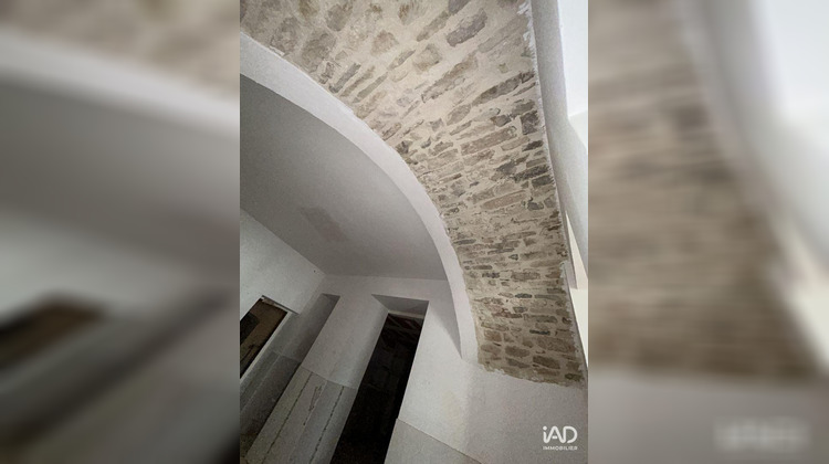Ma-Cabane - Location Boutique Nîmes, 97 m²