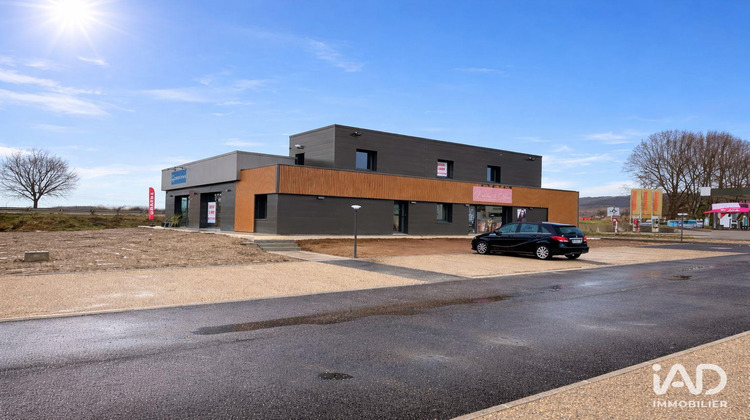 Ma-Cabane - Location Boutique Oraison, 68 m²