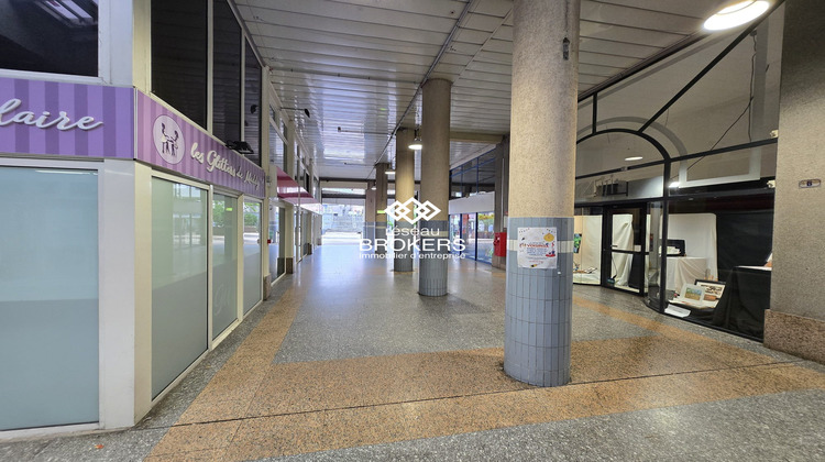 Ma-Cabane - Location Boutique Oyonnax, 420 m²