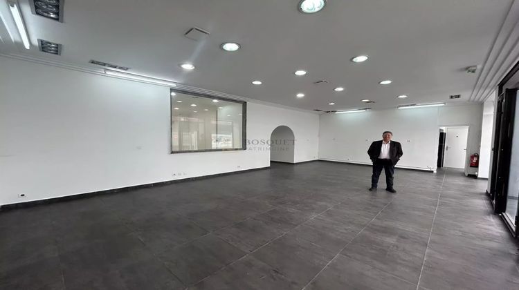 Ma-Cabane - Location Boutique Paris 3ème, 260 m²