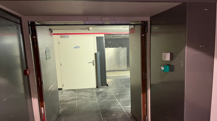 Ma-Cabane - Location Boutique Paris, 660 m²