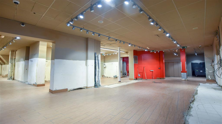 Ma-Cabane - Location Boutique PARIS, 270 m²