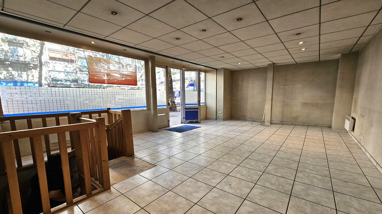 Ma-Cabane - Location Boutique Paris, 61 m²