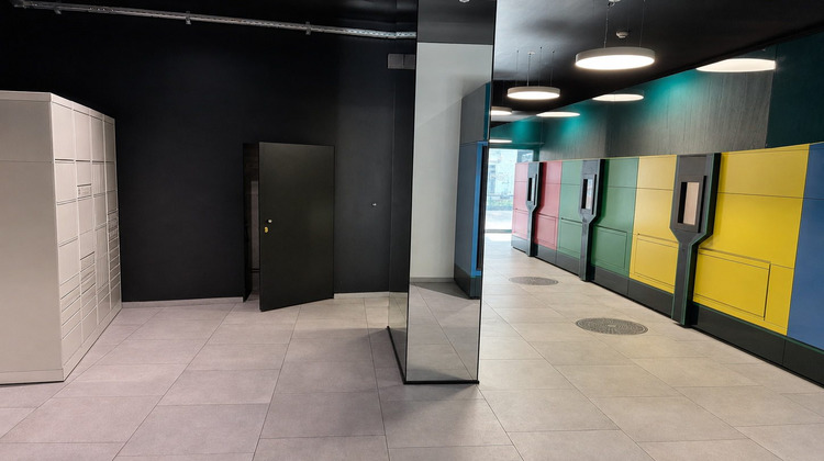 Ma-Cabane - Location Boutique Paris, 105 m²