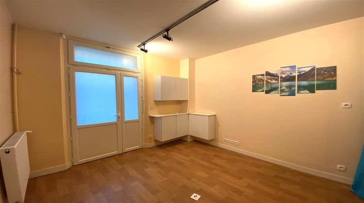 Ma-Cabane - Location Boutique PARIS, 101 m²