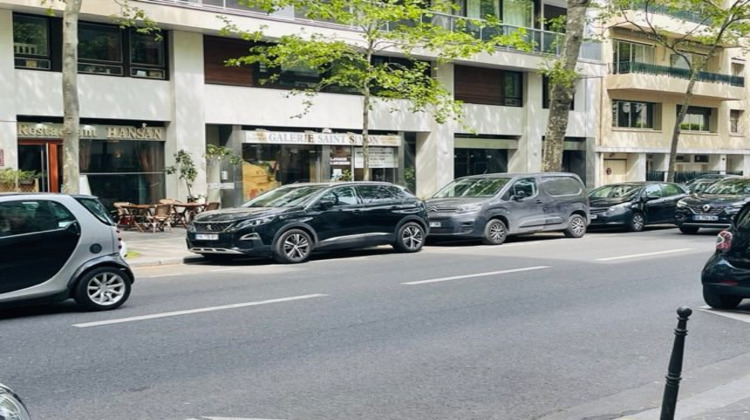 Ma-Cabane - Location Boutique Paris, 35 m²