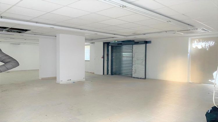 Ma-Cabane - Location Boutique PARIS, 223 m²