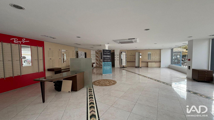 Ma-Cabane - Location Boutique Rambouillet, 82 m²