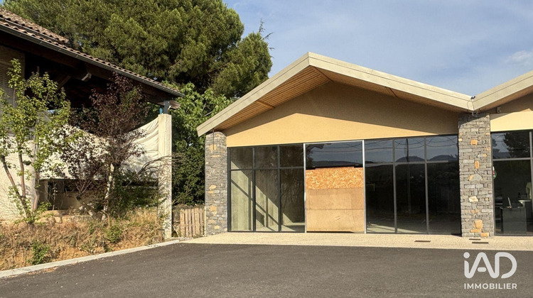 Ma-Cabane - Location Boutique Saint-Étienne-de-Fontbellon, 142 m²