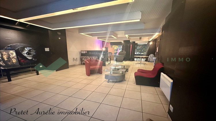 Ma-Cabane - Location Boutique Saint-Flour, 65 m²