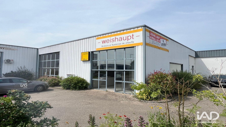 Ma-Cabane - Location Boutique Saint-Jean-de-la-Ruelle, 202 m²