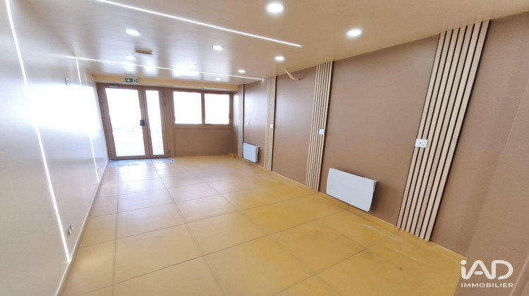 Ma-Cabane - Location Boutique Saint-Just-en-Chaussée, 100 m²