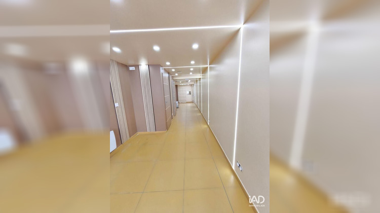 Ma-Cabane - Location Boutique Saint-Just-en-Chaussée, 100 m²