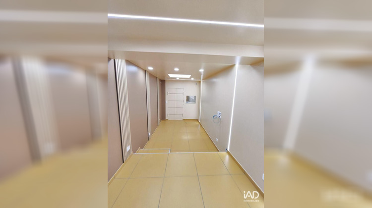 Ma-Cabane - Location Boutique Saint-Just-en-Chaussée, 100 m²