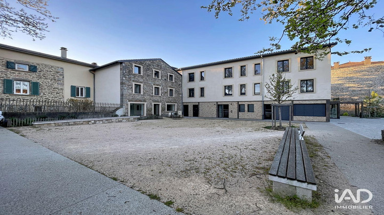 Ma-Cabane - Location Boutique Saint-Laurent-d'Agny, 93 m²